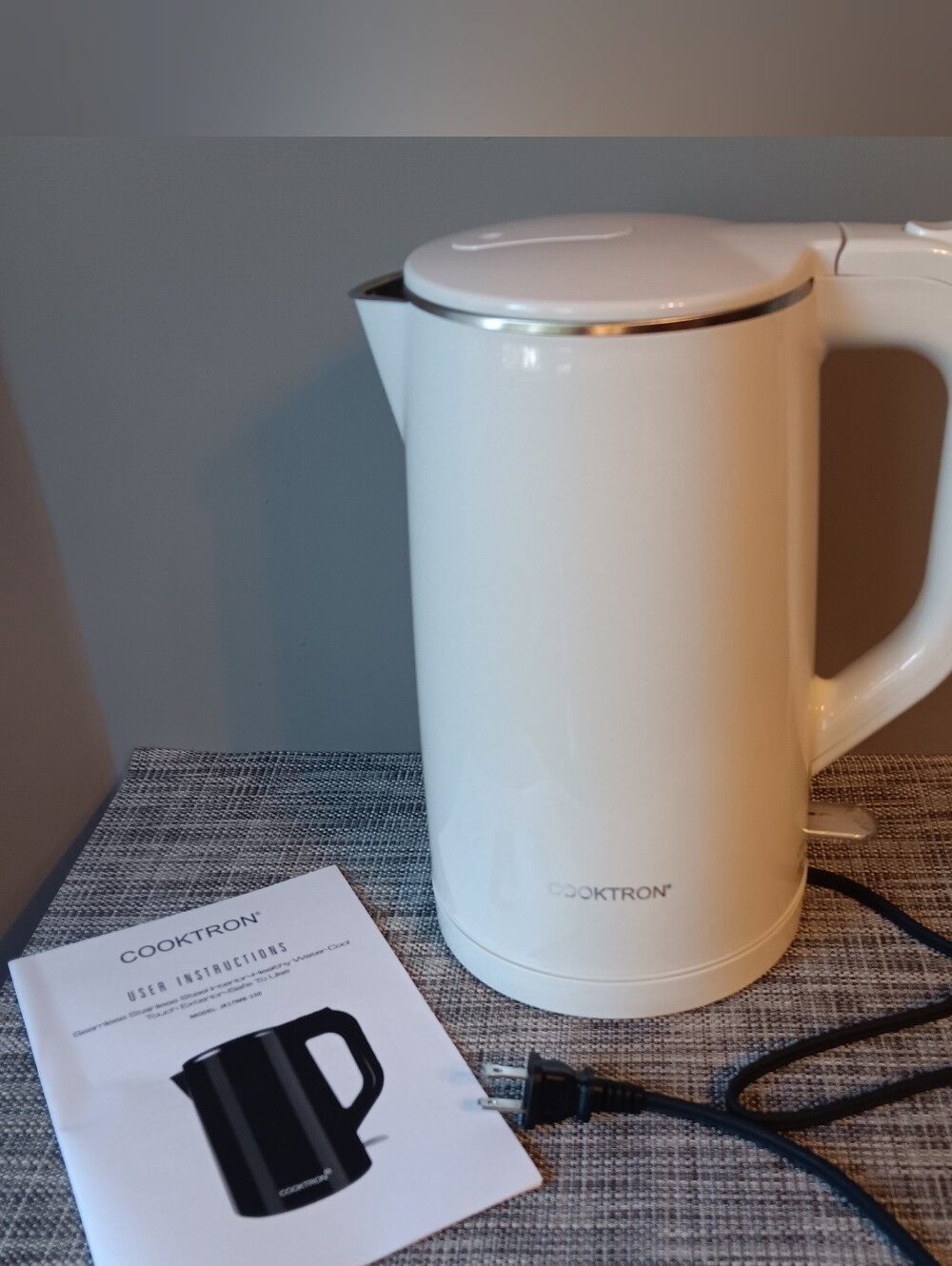 New! COOKTRON 1.7L White Cordless Electric Kettle